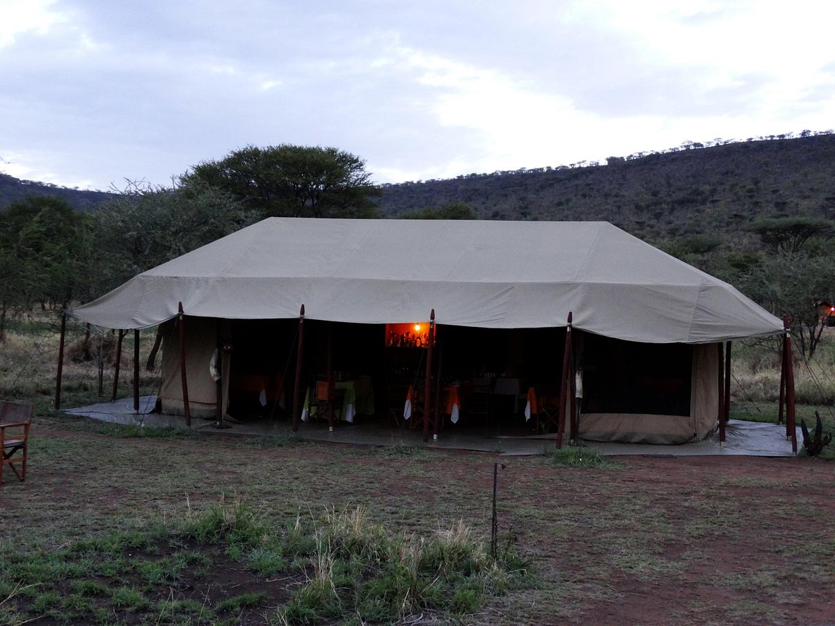 serengeto osupuko tented lodge