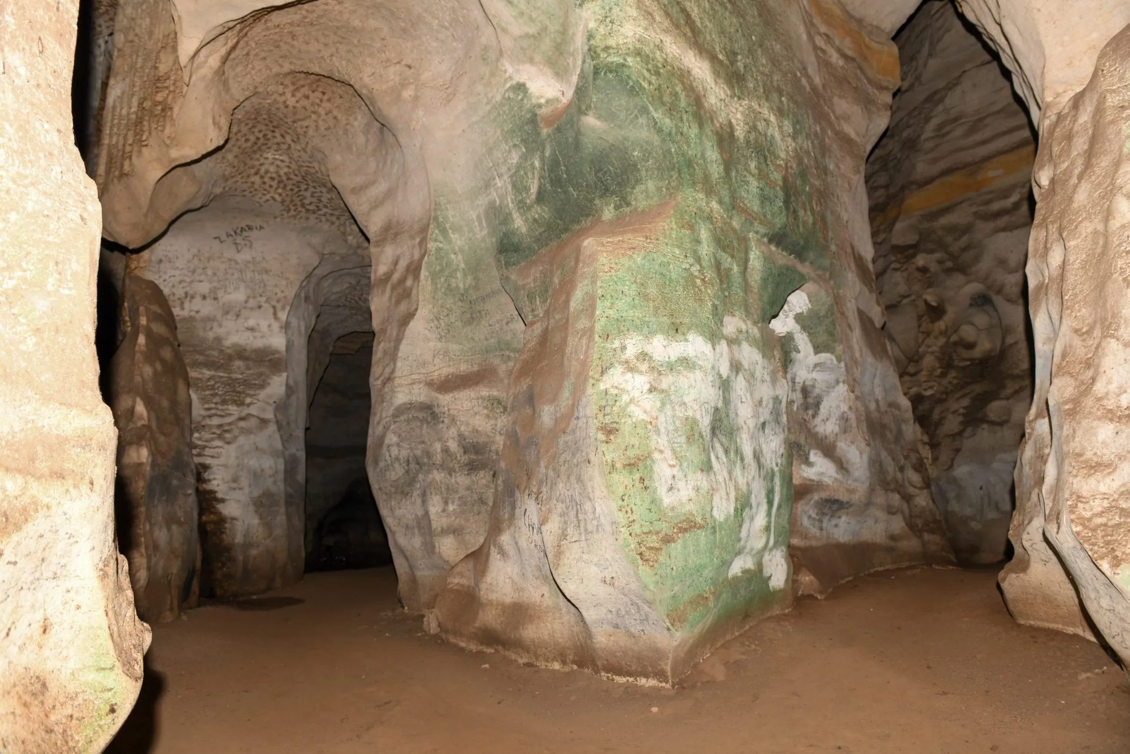 Amboni Caves