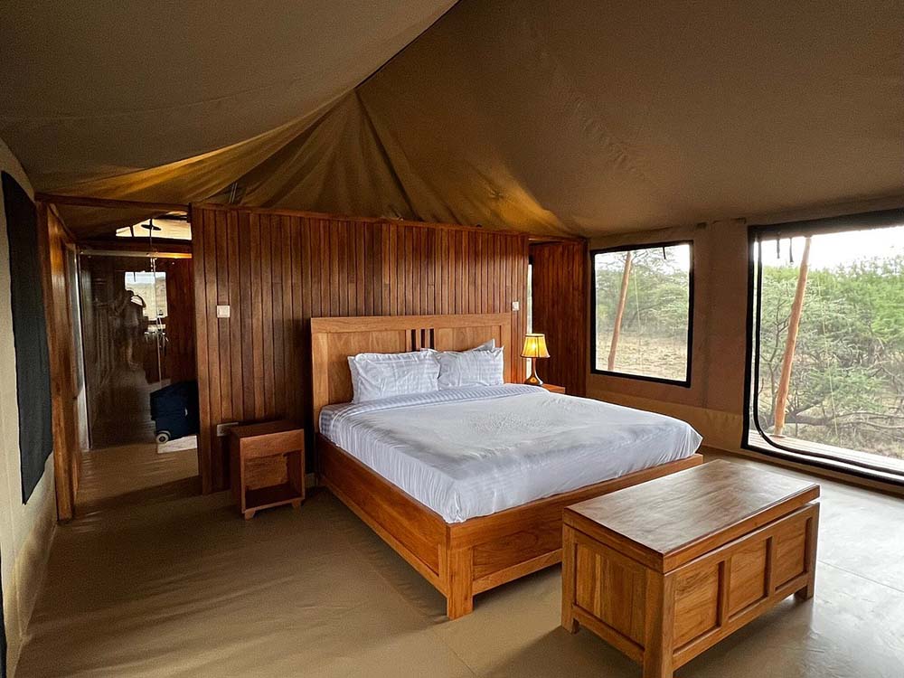 into-wild-africa-luxury-tented-safari-camp-8