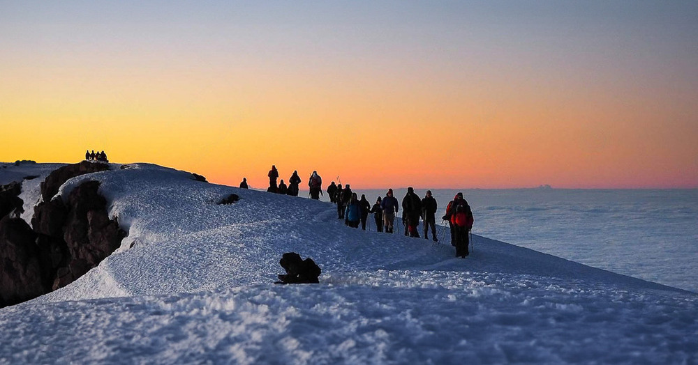 Mt-Kilimanjaro_Uhuru_Peak_01