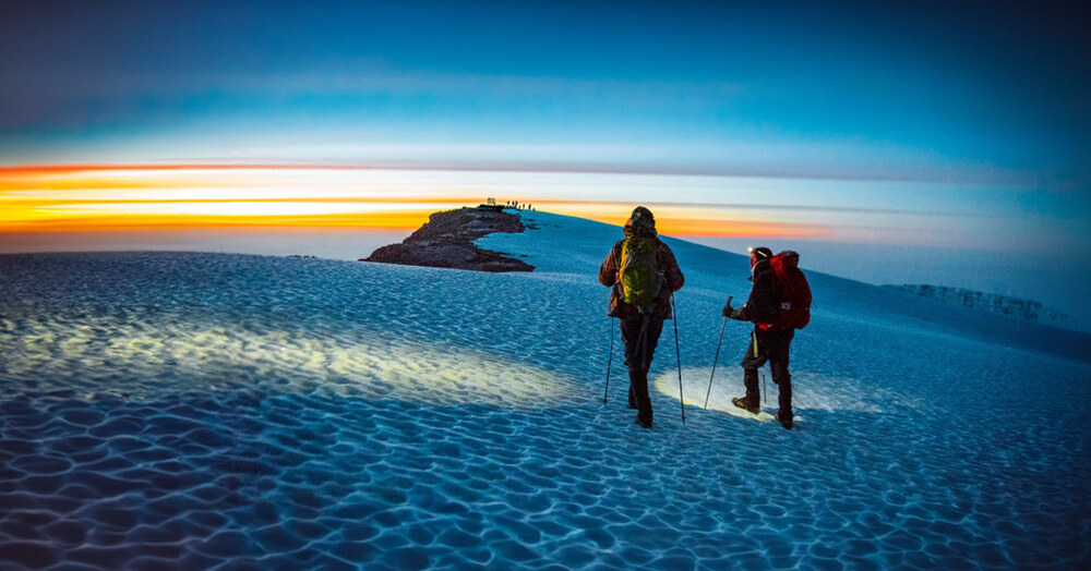 Mt-Kilimanjaro_Uhuru_Peak_02